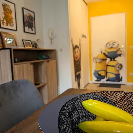 Appartement Le Repaire Des Minions - 10' - Familial Bailly-Romainvilliers